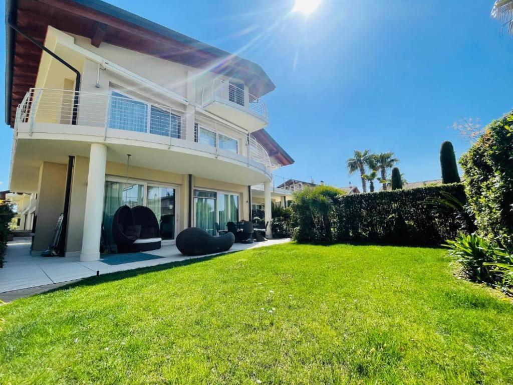 Sirmione Appartement Residenz Cesare Exterior photo