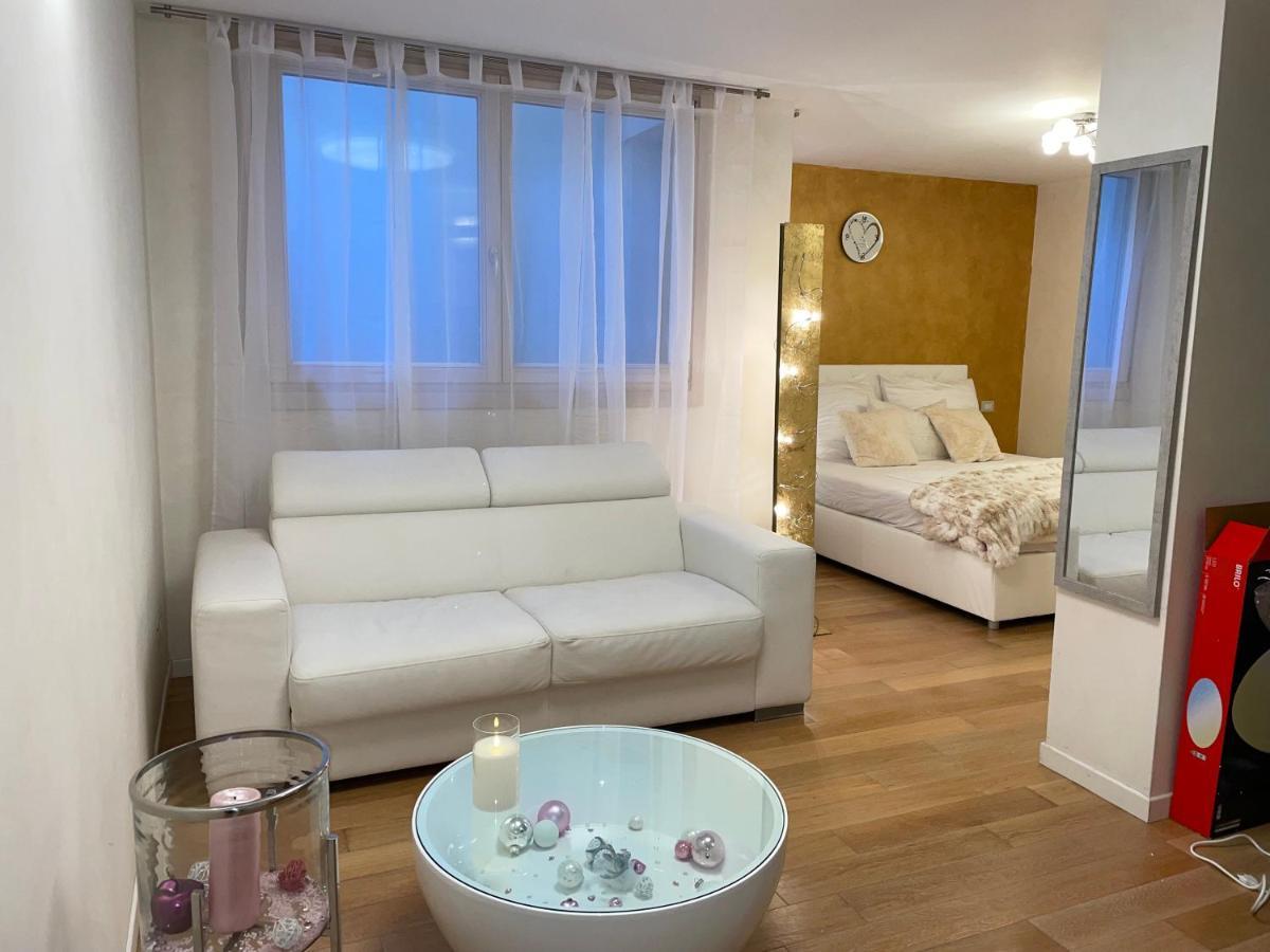 Sirmione Appartement Residenz Cesare Exterior photo
